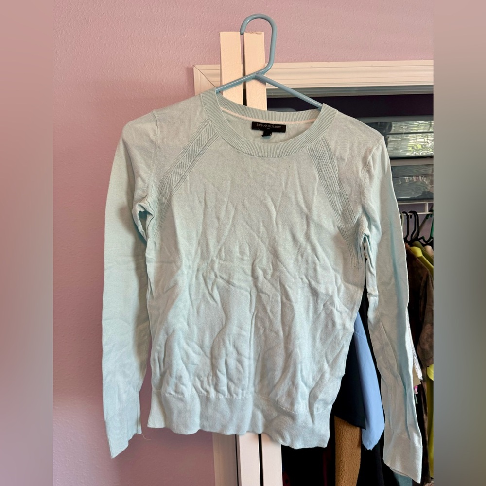 Banana Republic Women’s Light Blue Sweater. XS. Gently Used